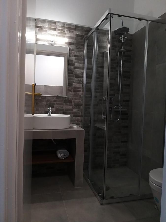 Mavrikou Helen Apartments Скирос Екстериор снимка